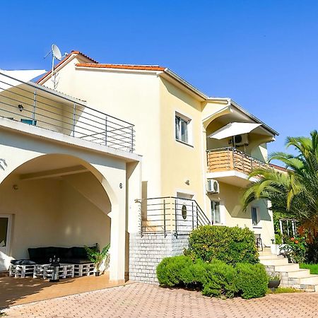 Sunside Apartments Пула Екстер'єр фото